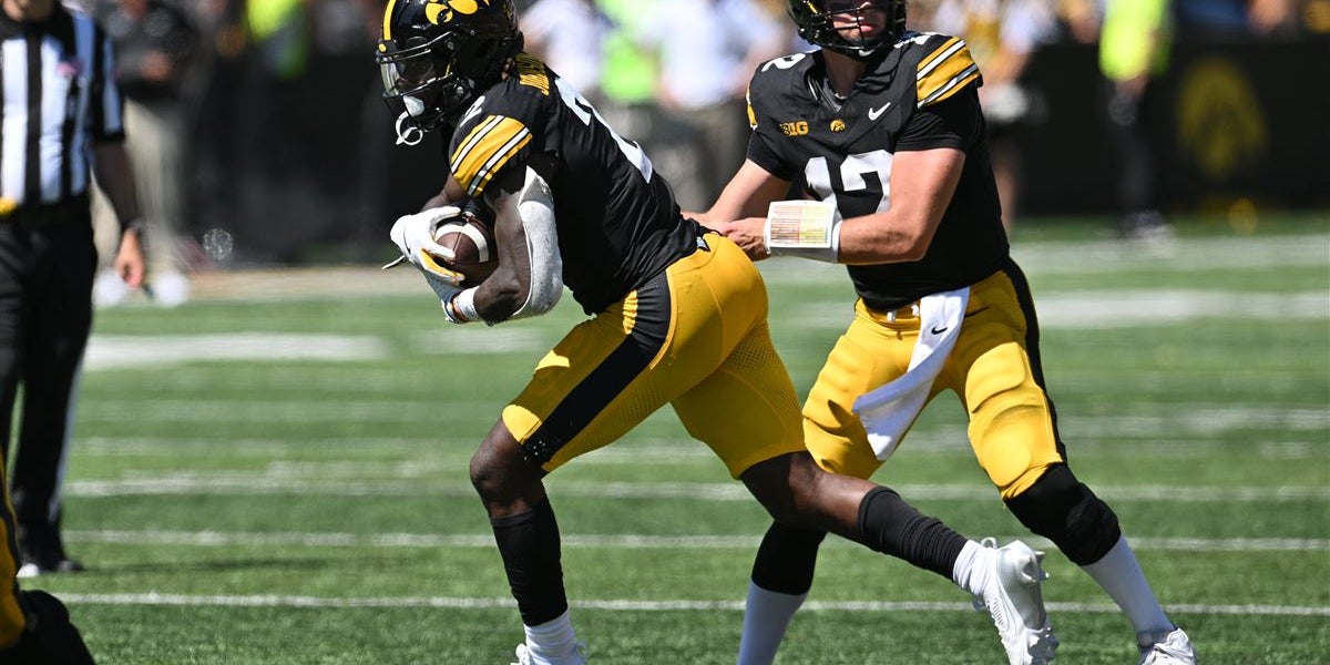 Iowa Football: Hawkeyes release depth chart ahead of Washington