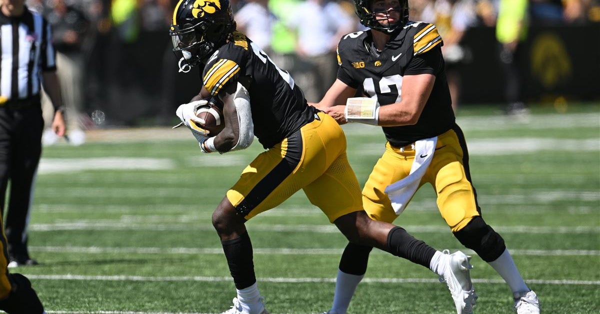 Iowa Football Hawkeyes release depth chart ahead of Troy