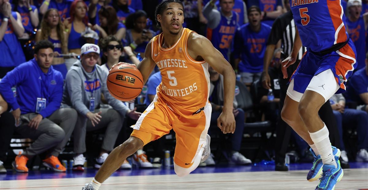 PHOTOS: No. 2 Vols fall at Florida, Part Two - Vimarsana News