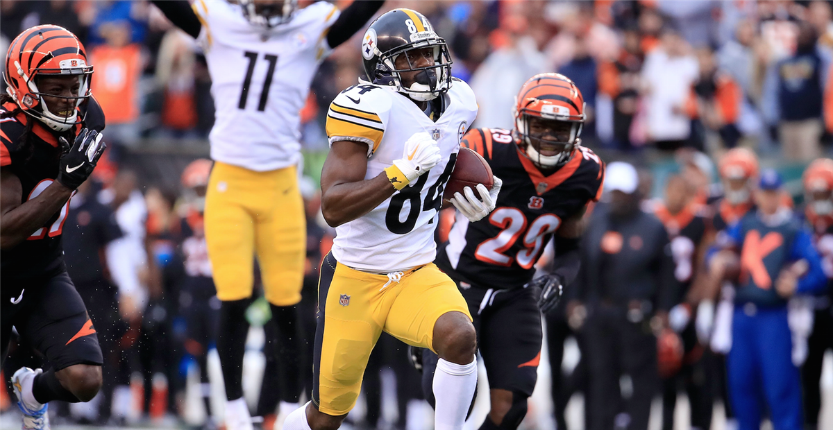 Steelers' Larry Ogunjobi Has Glowing Praise For Kenny Pickett Ahead Of 2023  Season