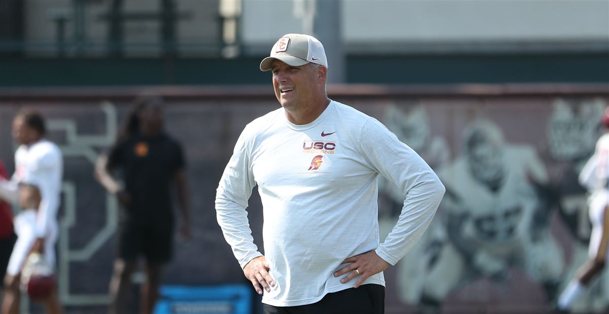 Ex-USC coach Clay Helton to earn $800,000 annually at Georgia Southern, per report