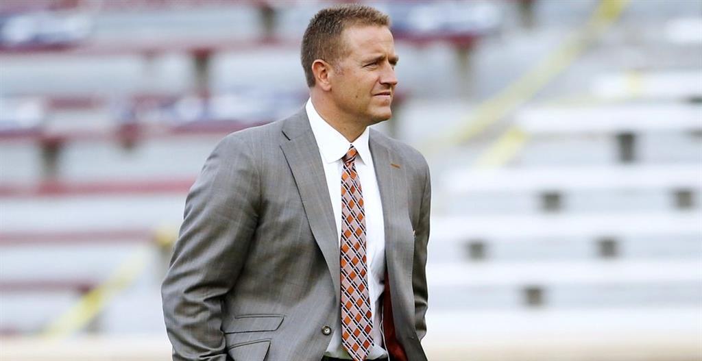 Kirk Herbstreit shares health news that will keep him away from