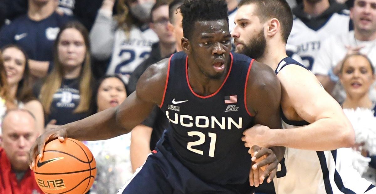 March Madness 2023 bracket Jay Bilas picks UConn over Duke for