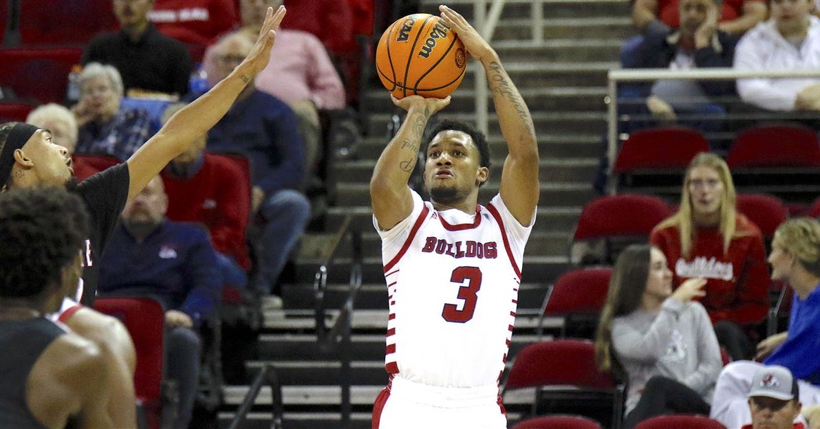 Fresno State escapes exhibition scare, wins 69-62 vs Stanislaus State