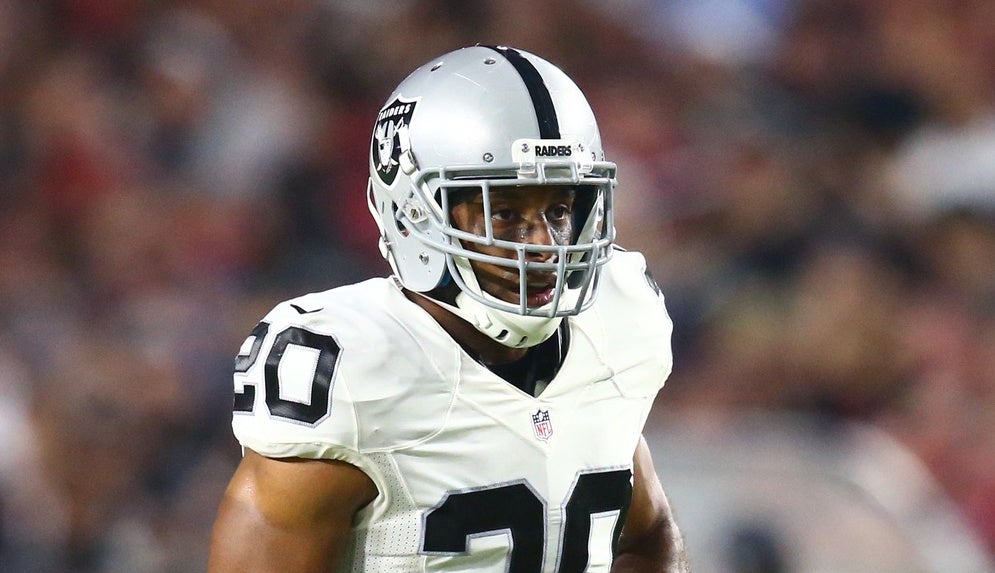 Nate Allen now a Raider