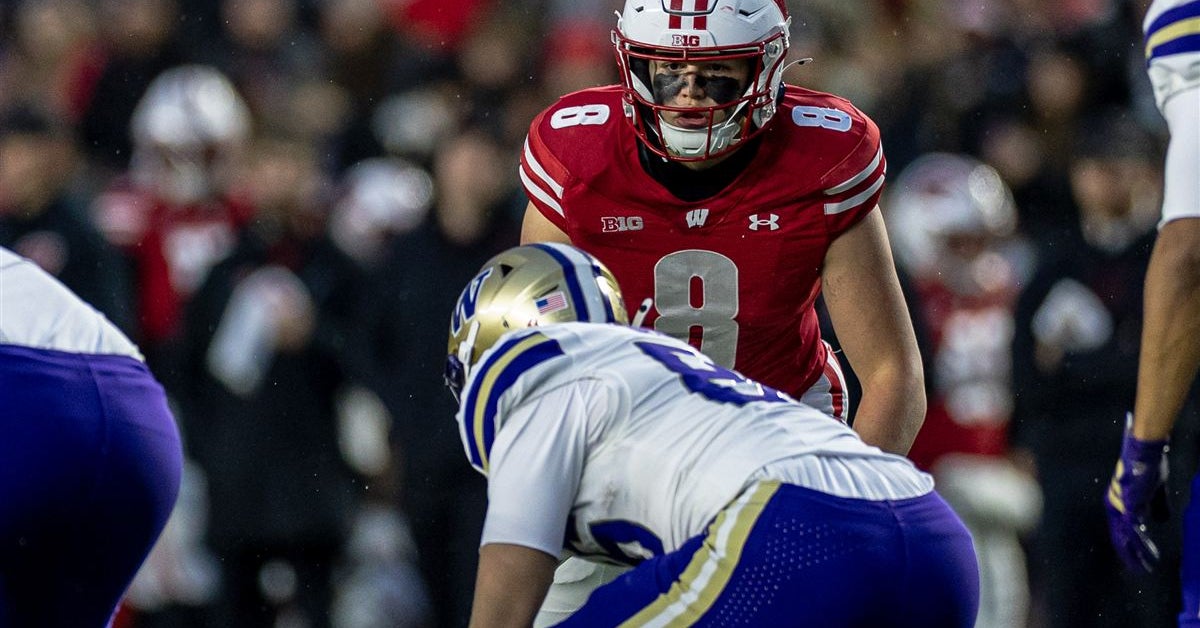 Posa named to Butkus Award watch list