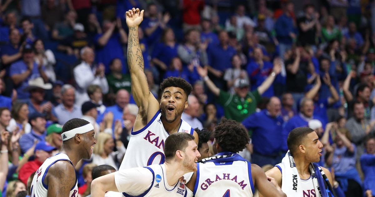 The best photos from Kansas' first round March Madness win