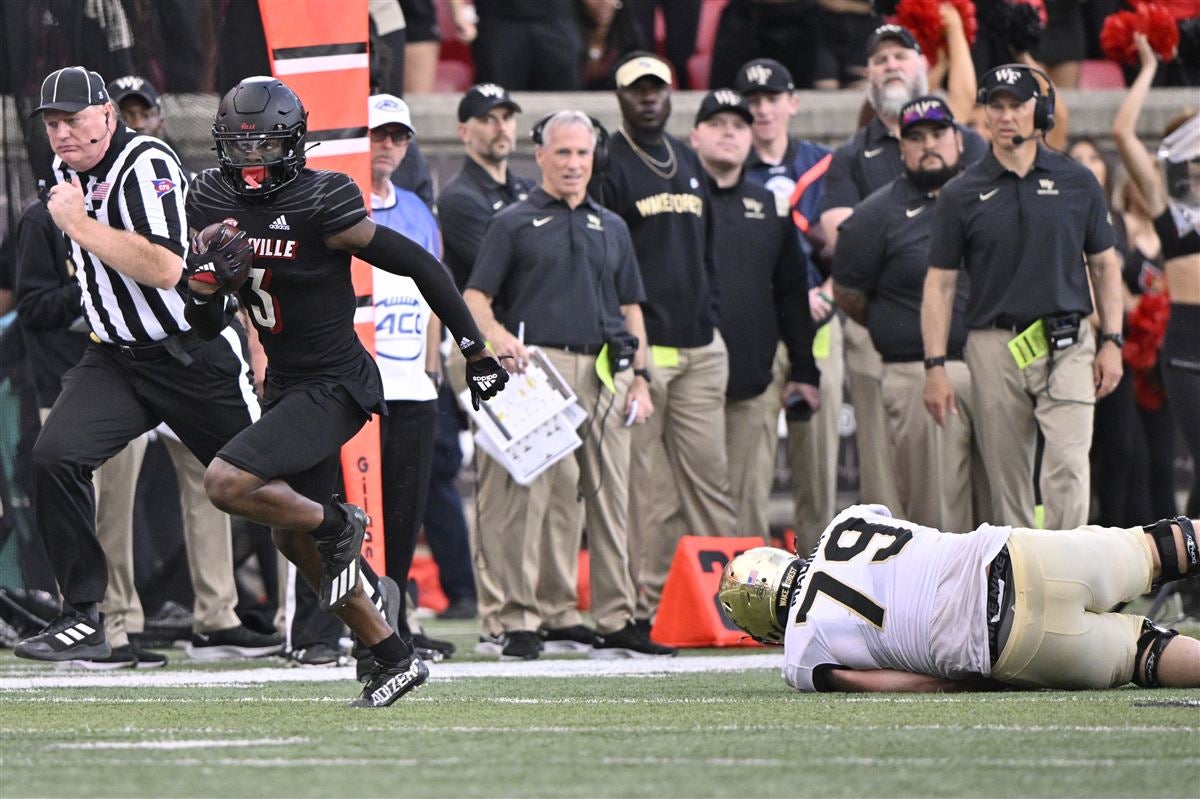 Quincy Riley - Football - University of Louisville Athletics