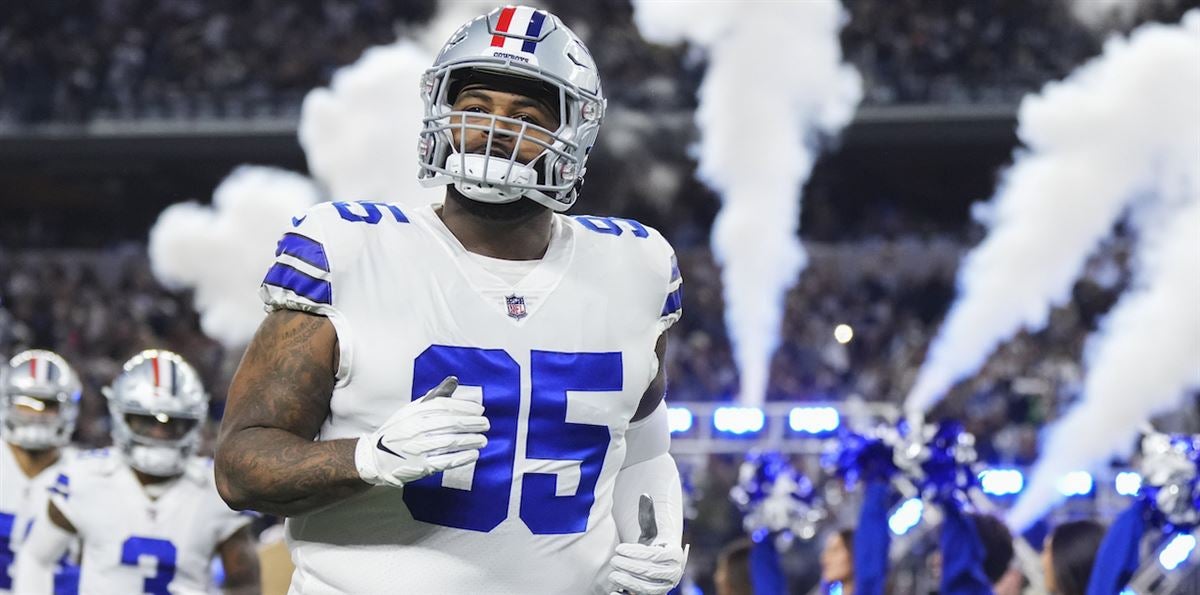 Former Ohio State Defensive Tackle Johnathan Hankins Re-Signs with Las  Vegas Raiders