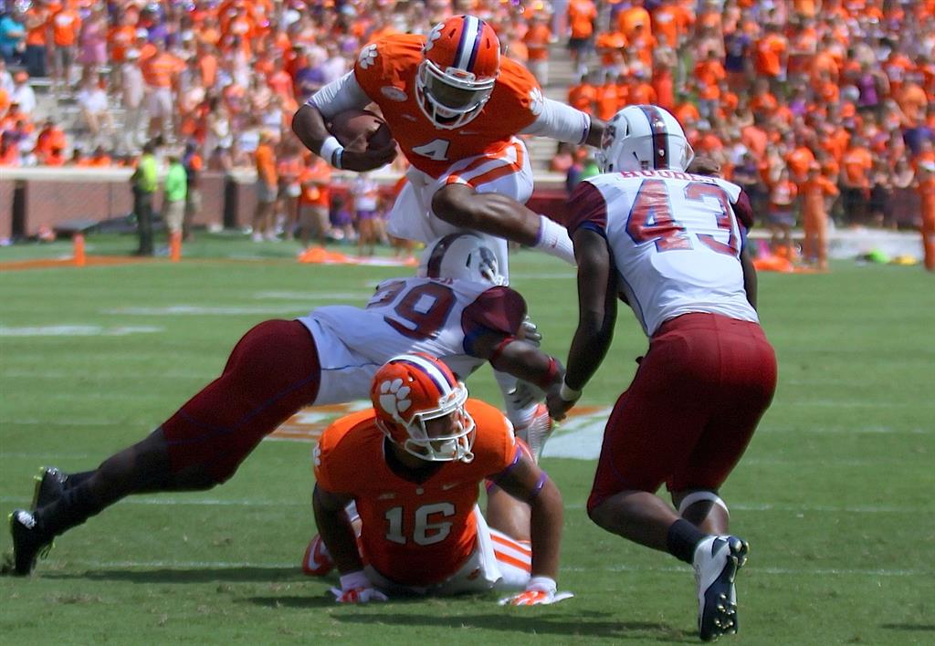 Clemson Quarterback Controversy Swinney Says No