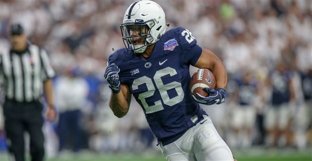 Saquon Barkley Could Struggle to Match Ezekiel Elliott's Early Success -  The Ringer