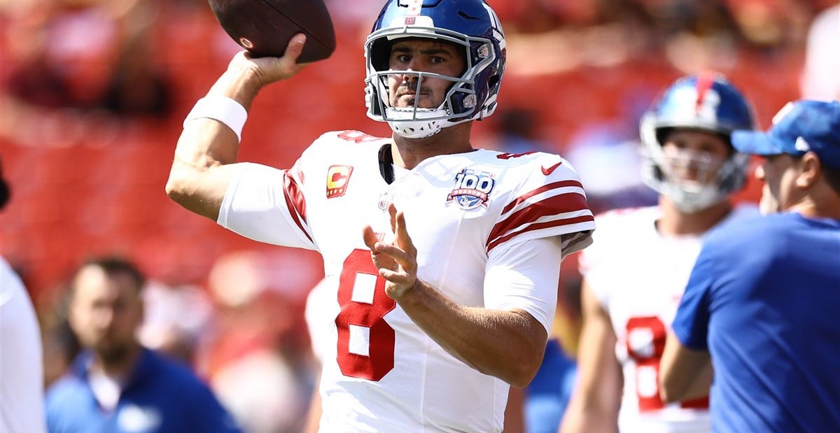 WATCH: Daniel Jones throws a touchdown pass at Metlife Stadium for the ...