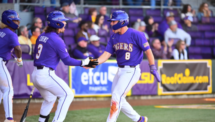 Tulane baseball prevails 4-1 over Top 15-ranked LSU