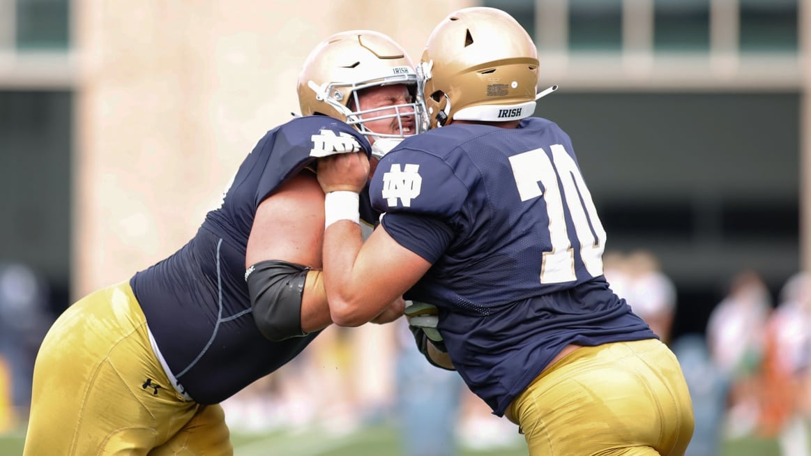 Notre Dame football moves Jarrett Patterson from center to guard