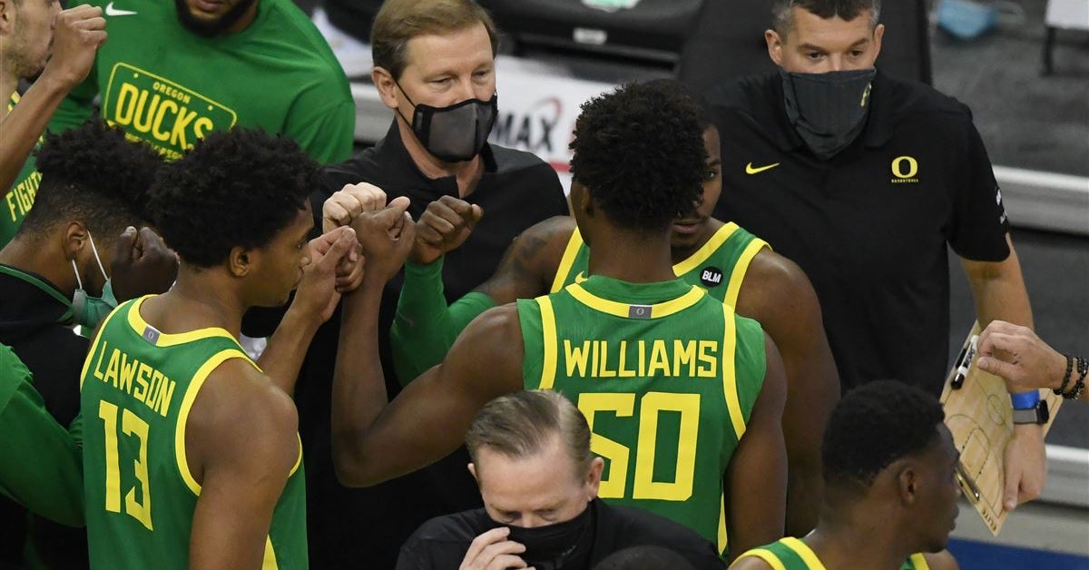Oregon adds late addition to 2021 class with commitment from Canadian prospect Ethan Butler