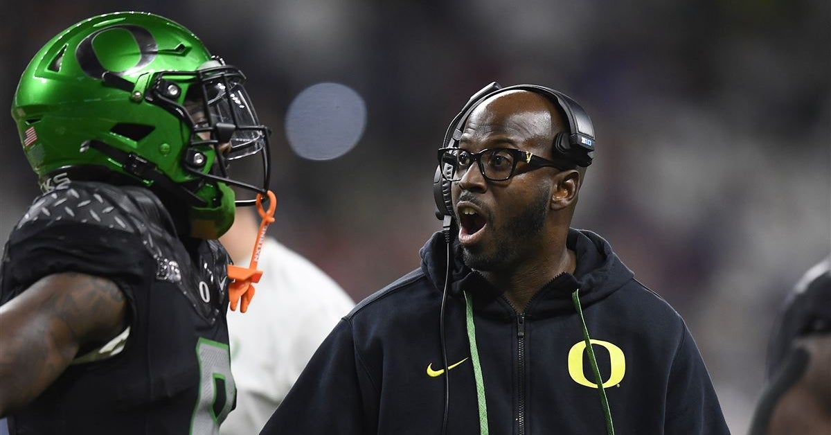 Chris Hampton is the 247Sports National Recruiter of the Year after guiding Oregon to an elite DB haul in 2025