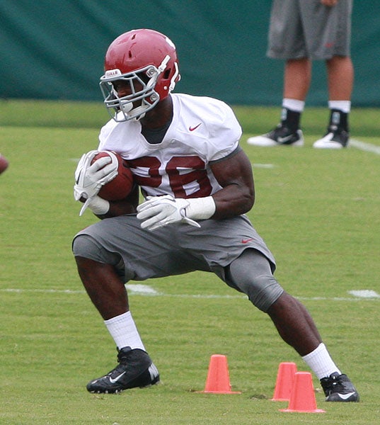 notebook-kamara-has-knee-scoped