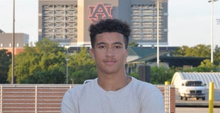 Auburn Visits Lives Up To The Hype For 4-Star Cam'Ron Kelly Auburn Visits Lives Up To The Hype For 4-Star Cam'Ron Kelly