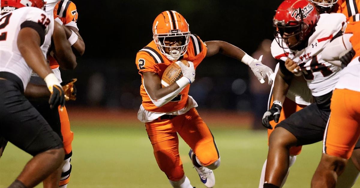 Kevin Smith goes to Texas on Thursday to offer 2026 running back Izayah Lee
