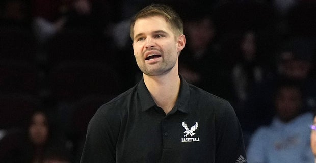 Snipers galore make David Riley's five-out offense effective