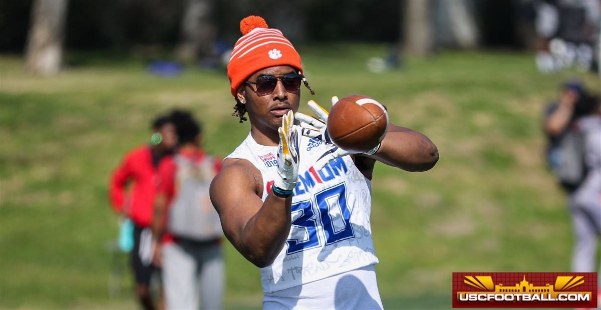 USC's 2021 recruiting class jumps to No. 8 with Foreman, Wright