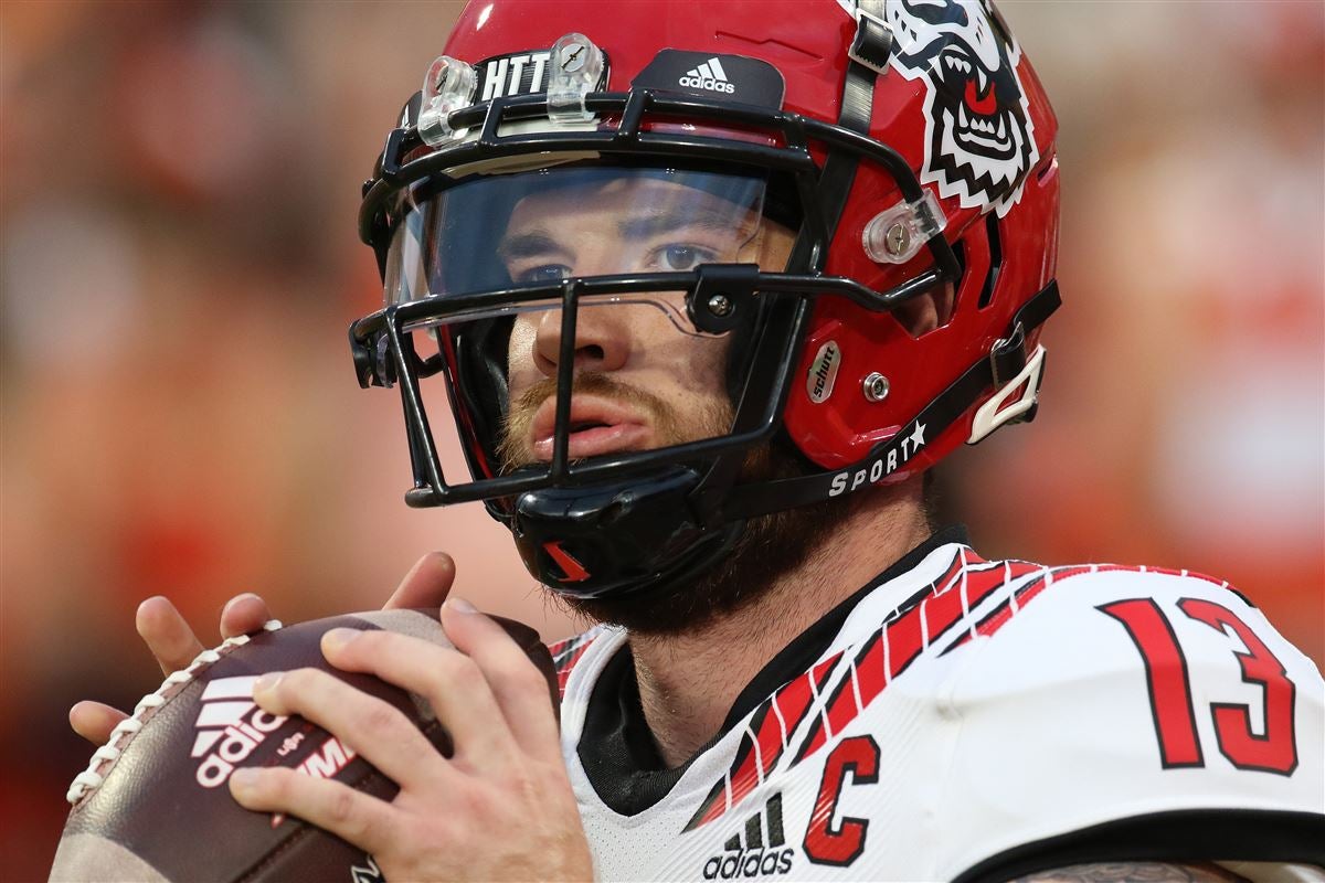 Devin Leary Enters NCAA Transfer Portal: NC State QB 'forever Thankful ...