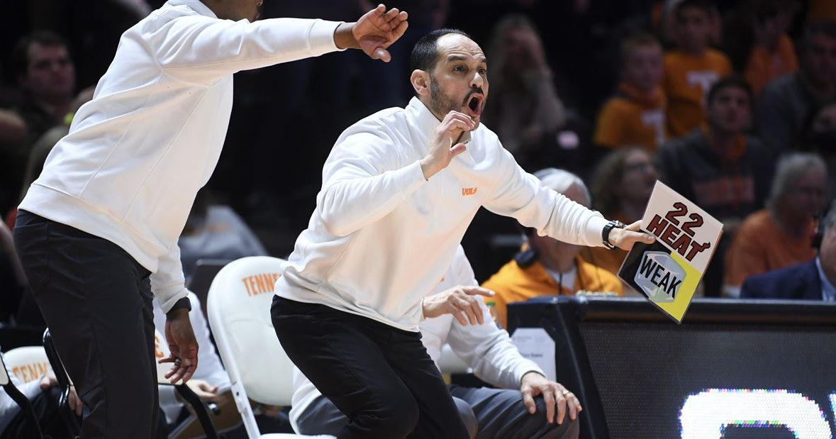 Tennessee assistant Michael Schwartz named ECU basketball coach