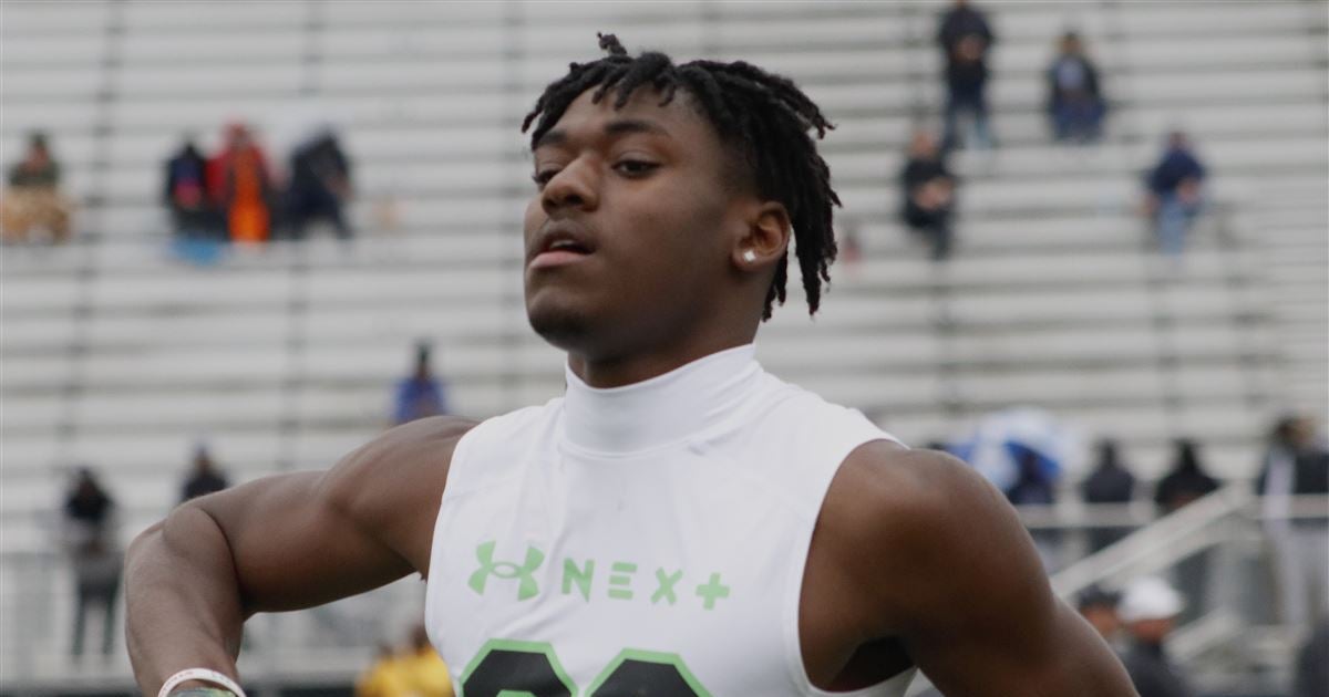 4-star WR Noah Rogers includes UNC in top 5 4-star WR Noah Rogers includes UNC in top 5