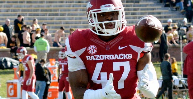 Arkansas Razorbacks Internet Chatter - Hogs' Uniform History and Track  Awards - Arkansas Fight