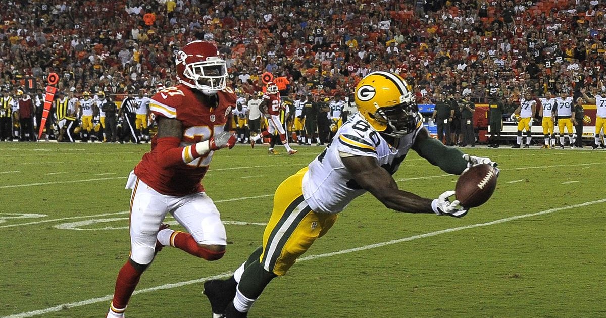 What channel are the Green Bay Packers playing on tonight