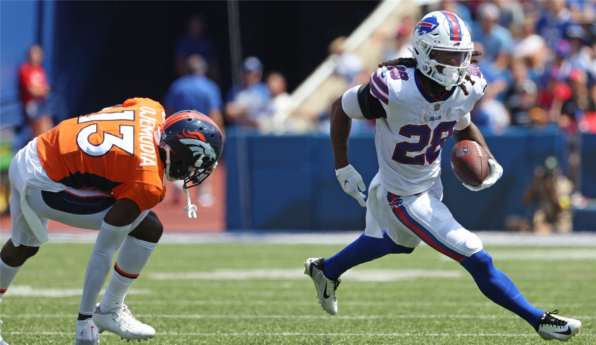 Bills' Devin Singletary, Zack Moss & James Cook look like 3-headed