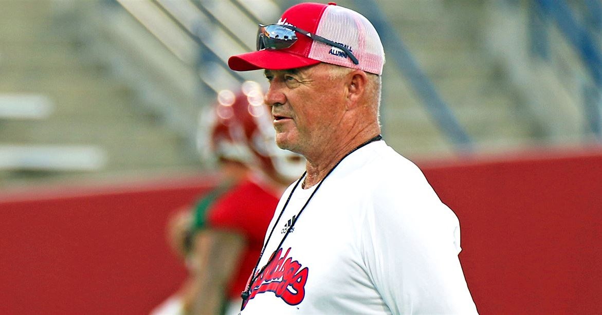 USC vs. Fresno State football: Jeff Tedford praises Lincoln Riley's 'explosive' Trojans
