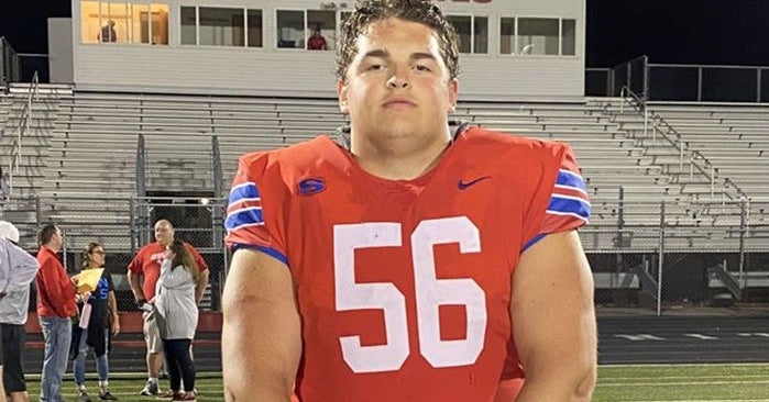 Wisconsin OL Charlie Hoitink reclassifies to 2024 and signs with Stanford