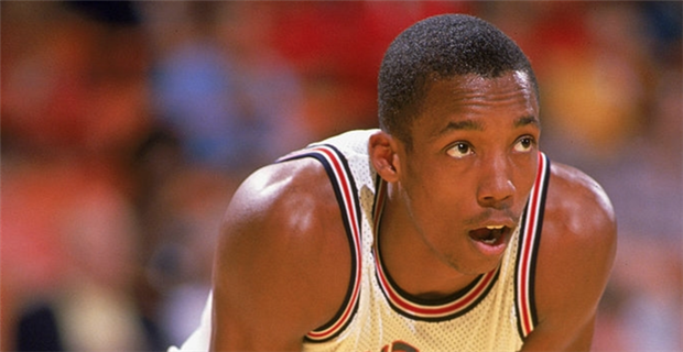 Sean Elliott named to Collegiate Basketball Hall of Fame