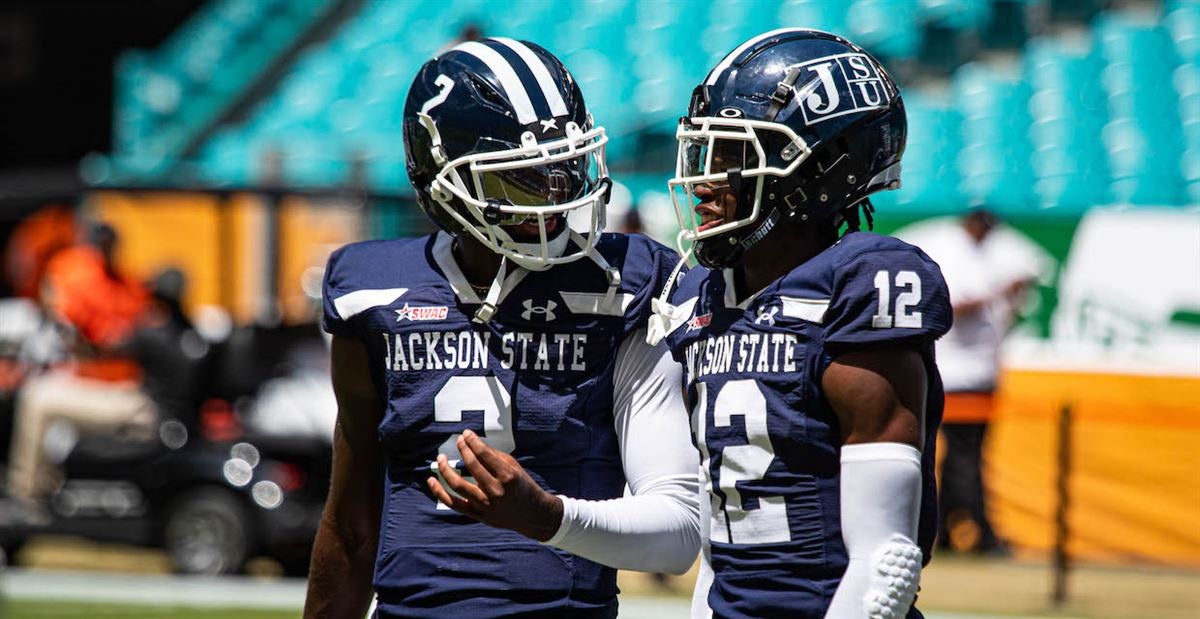 Jackson State's Travis Hunter and Deion Sanders bonded over a