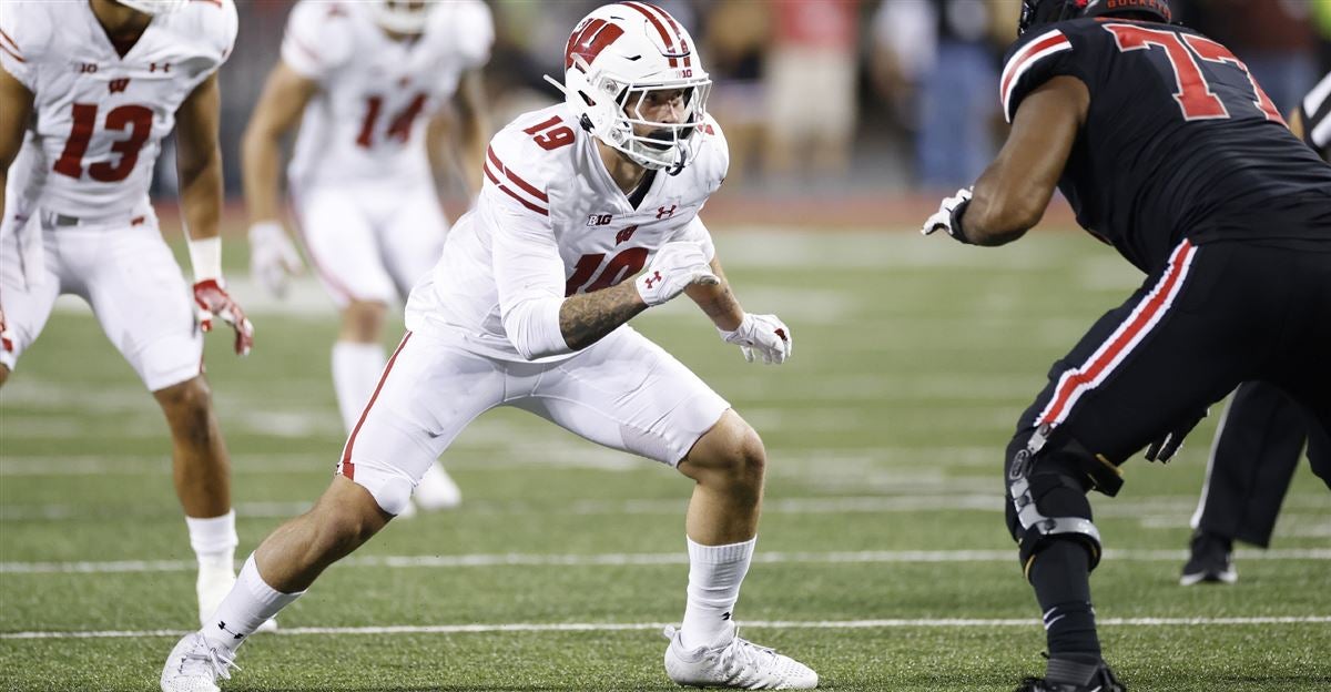 Steelers assistant GM reveals when he first took interest in UW's Benton, Herbig