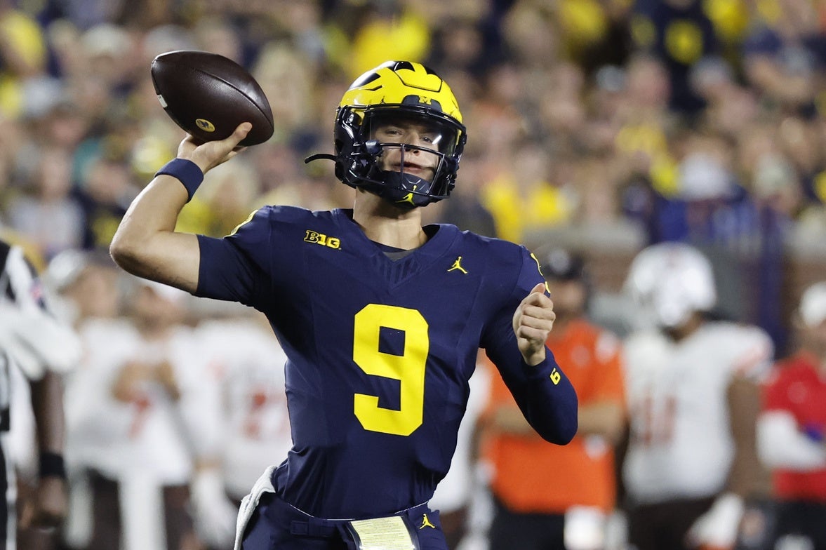 Michigan Football: 5-star J.J. McCarthy drops in 247 QB rankings