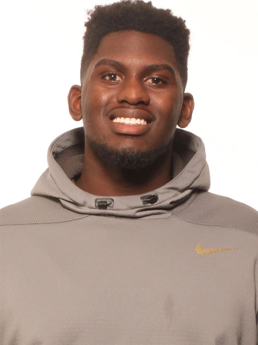 Dennis Briggs Jr. Profile Photos