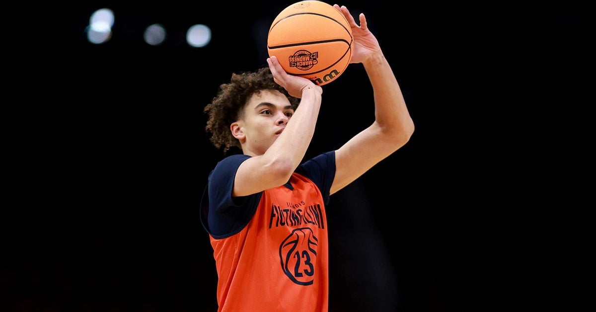 Notebook: Illini preparing for 'battle-tested game' vs. Houston defense; No worries about de facto road game