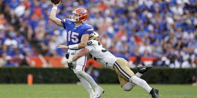 CBS Sports' expert picks nearly split on Gators-Vols game