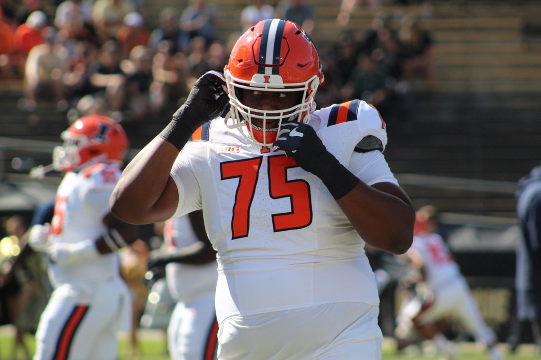 Illini Football  Brandon Henderson Signs 