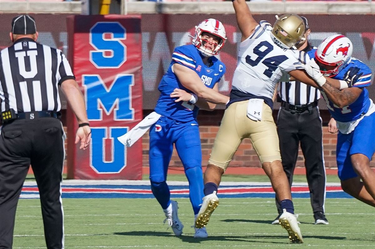 smu-qb-stone-has-broken-leg-out-for-rest-of-the-season