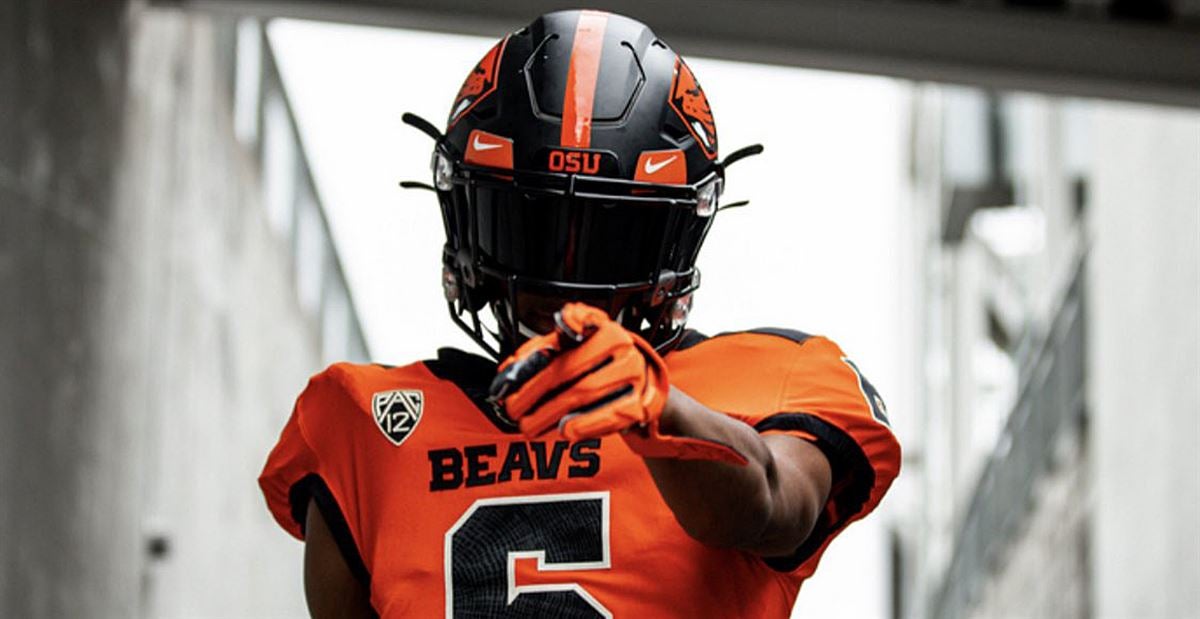 WR David Wells breaks down Oregon State commitment, official visit