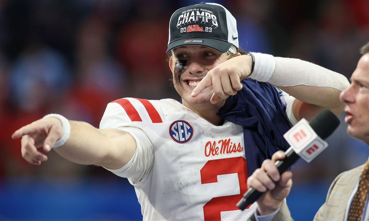 Ranking College Football's Top 25 Quarterbacks In 2024