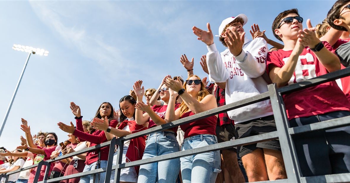 Oregon players know Martin Stadium might be small, but it packs a punch