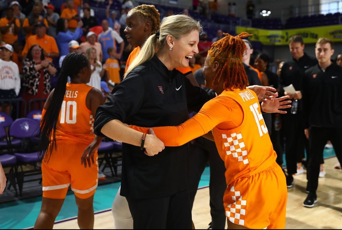 Lady Vols Seize Win Over Sooners