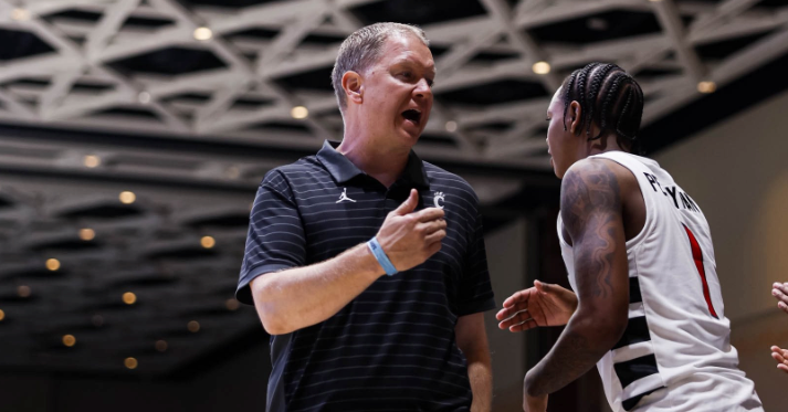 Jerrod Calhoun Impressed as Cincinnati Dominates Victoria Vikes in Bahamas