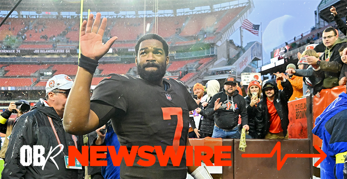 Cleveland Browns rally skunk at FirstEnergy Stadium