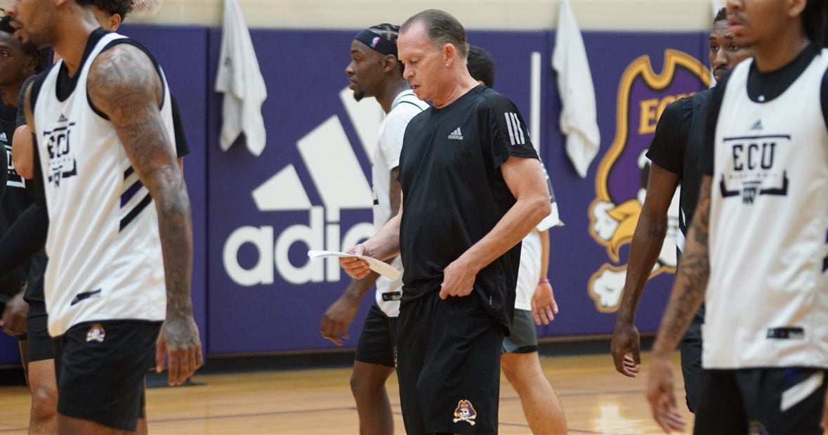 ECU Reveals Complete 2021 22 AAC Basketball Schedule ecu-reveals-complete-2021-22-aac-basketball-schedule