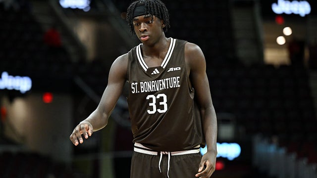 Former St. Bonaventure center Andrew Osasuyi commits to Georgia